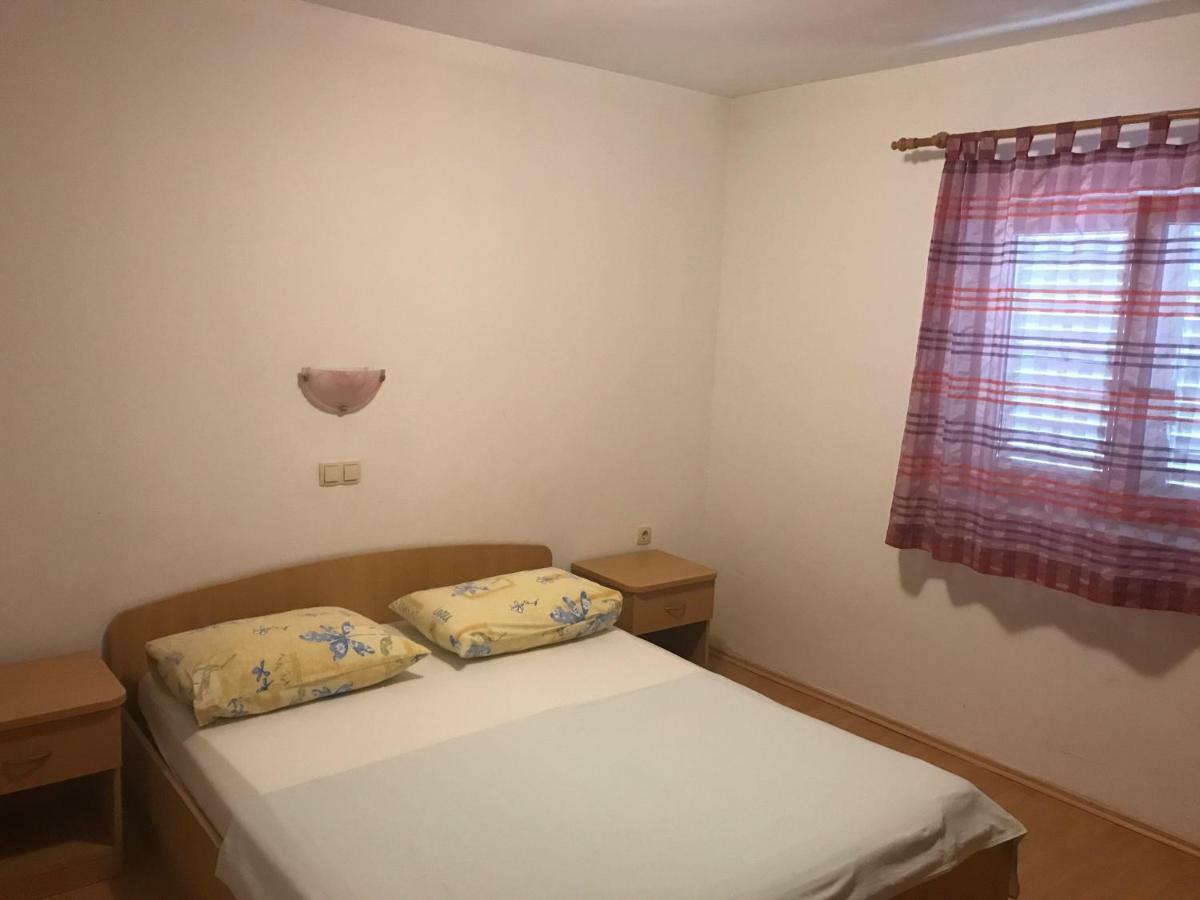 Apartmani Paulina Lopar Buitenkant foto