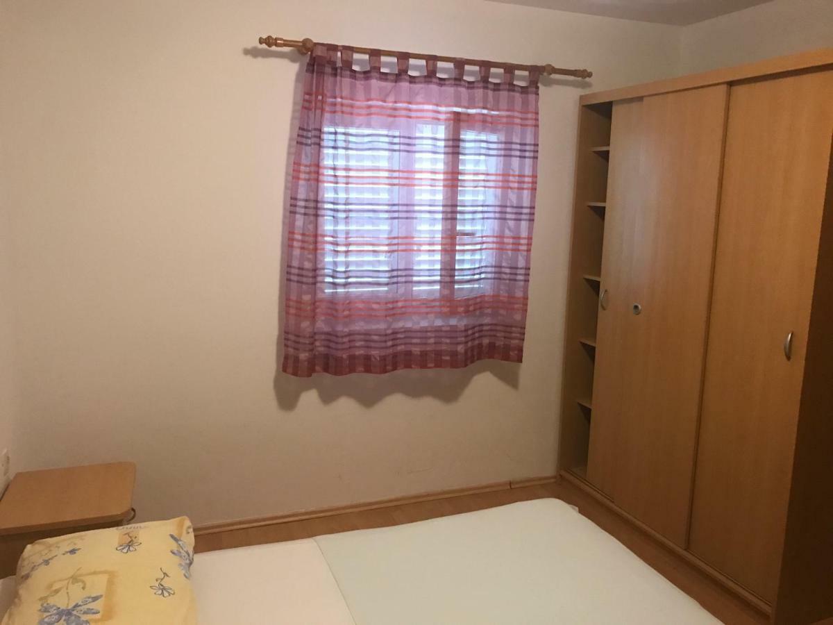 Apartmani Paulina Lopar Buitenkant foto