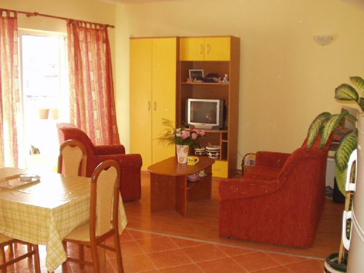 Apartmani Paulina Lopar Buitenkant foto